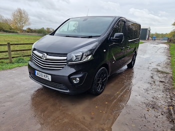 Used Vauxhall Vivaro 2018 for sale - 76449237: Photo