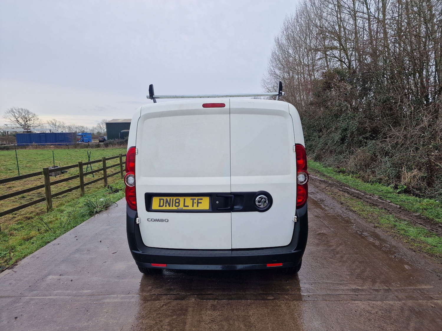 Used Vauxhall Combo 2018 for sale - 77172937: Photo 7