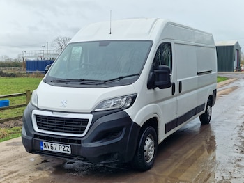 Used Peugeot Boxer 2018 for sale - 77805701: Photo