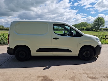 Used Citroen Berlingo 2020 for sale - 78581469: Photo