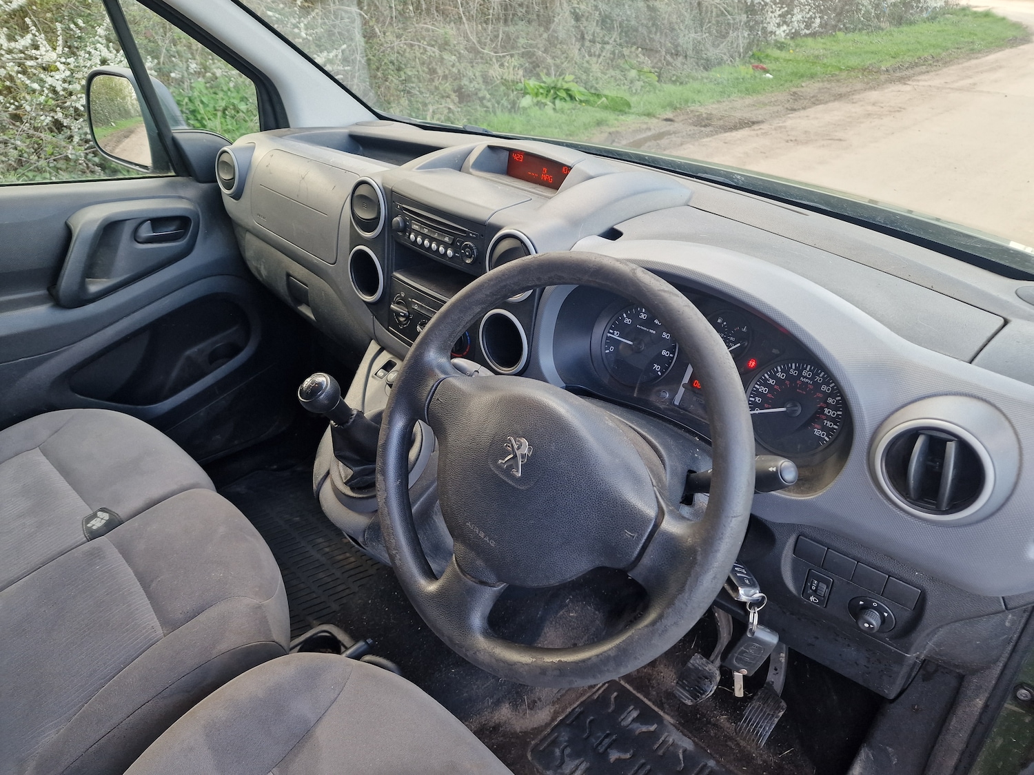 Used Peugeot Partner 2014 for sale - 78077955: Photo 19