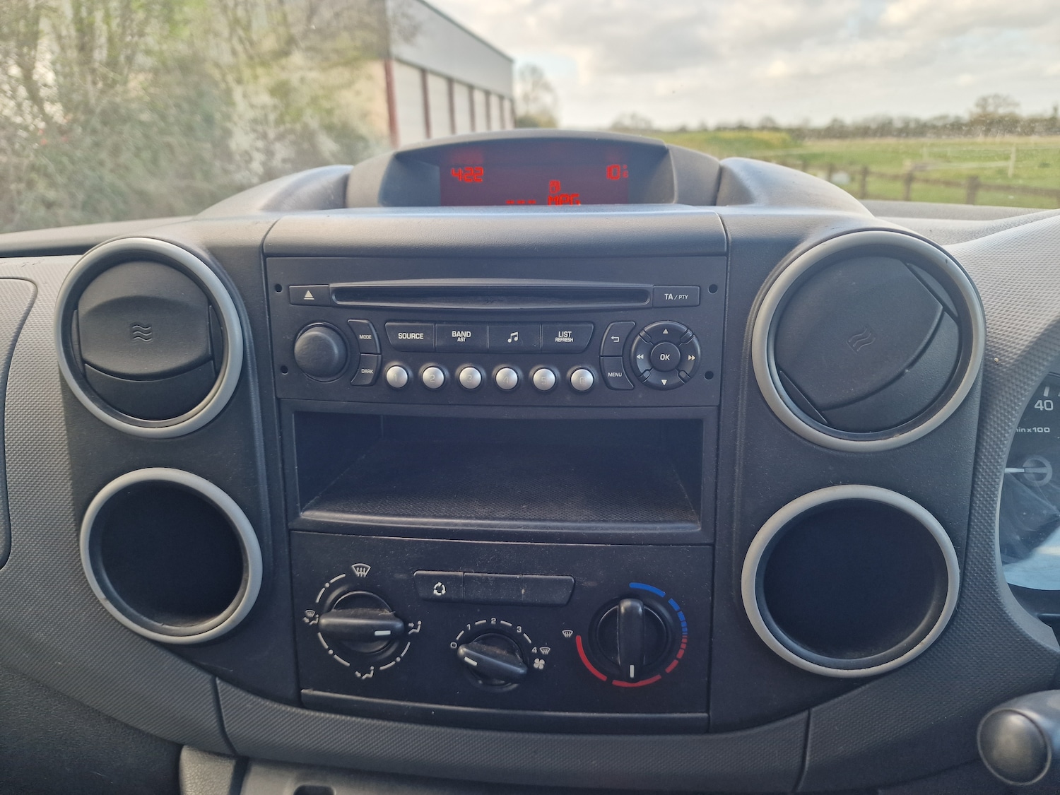 Used Peugeot Partner 2014 for sale - 78077955: Photo 20