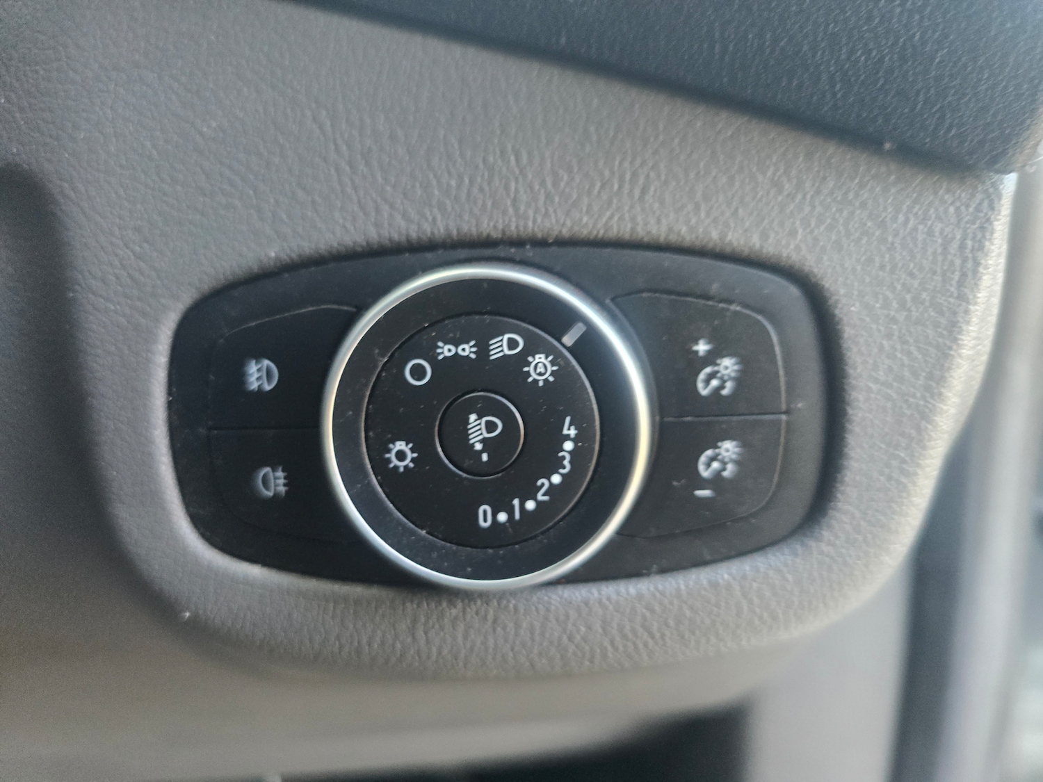 Used Ford Transit Connect 2019 for sale - 77114432: Photo 17