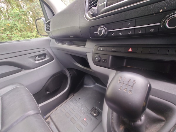 Used Vauxhall Vivaro 2020 for sale - 76235239: Photo 13