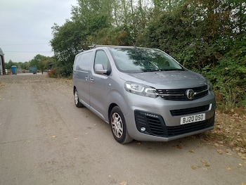 Used Vauxhall Vivaro 2020 for sale - 76235239: Photo 2