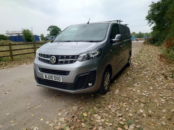 Used Vauxhall Vivaro 2020 for sale - 76235239: Photo 3