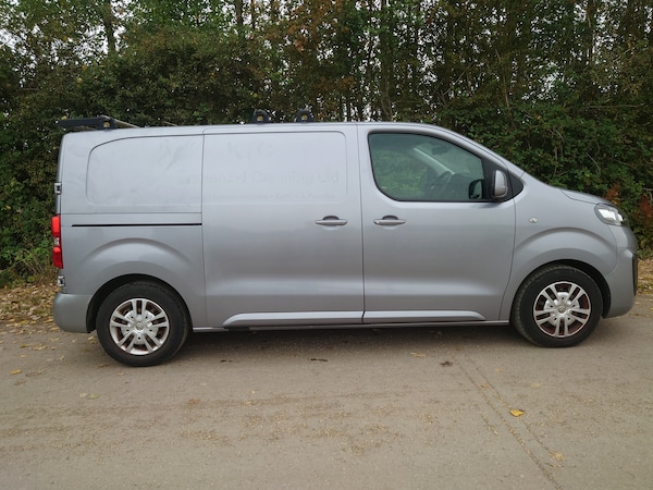 Used Vauxhall Vivaro 2020 for sale - 76235239: Photo 4
