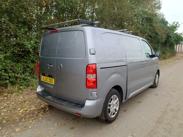 Used Vauxhall Vivaro 2020 for sale - 76235239: Photo 5
