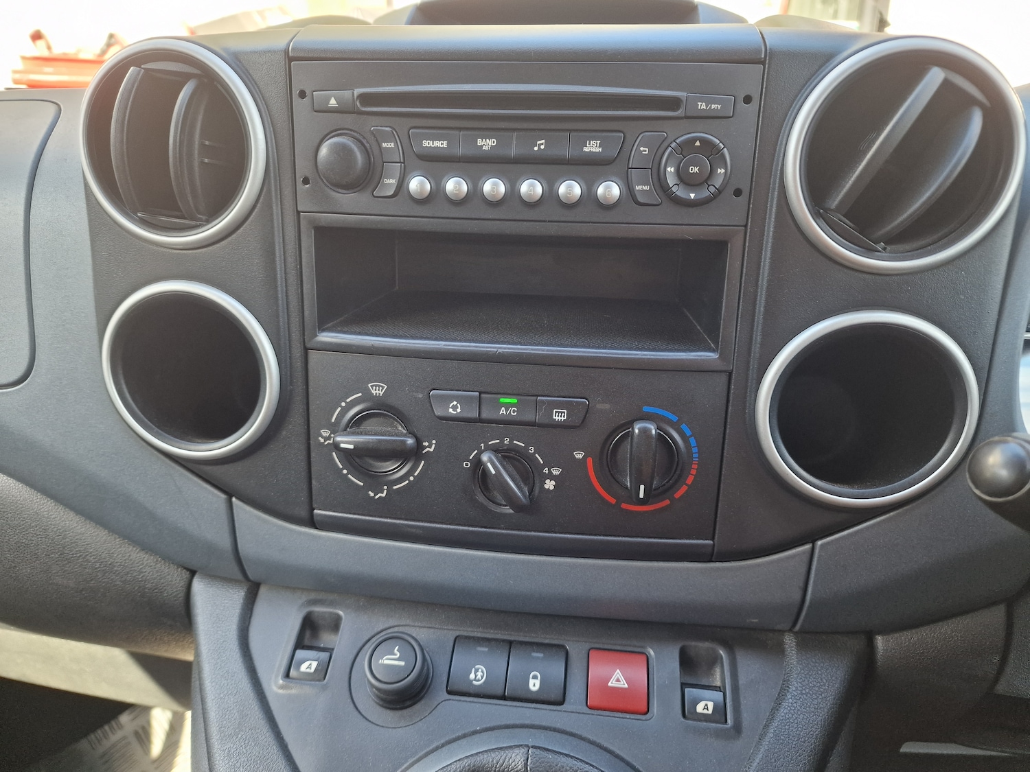 Used Peugeot Partner Tepee 2014 for sale - 78152474: Photo 22