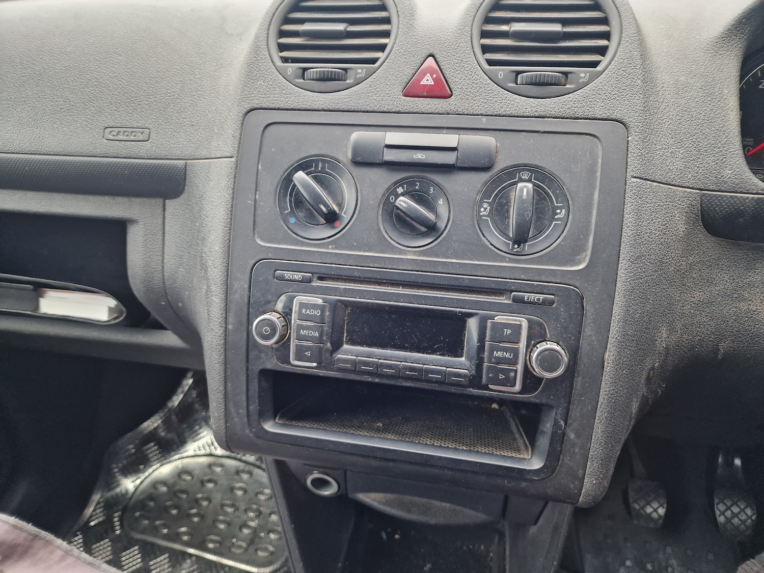 Used Volkswagen Caddy 2014 for sale - 77735637: Photo 17