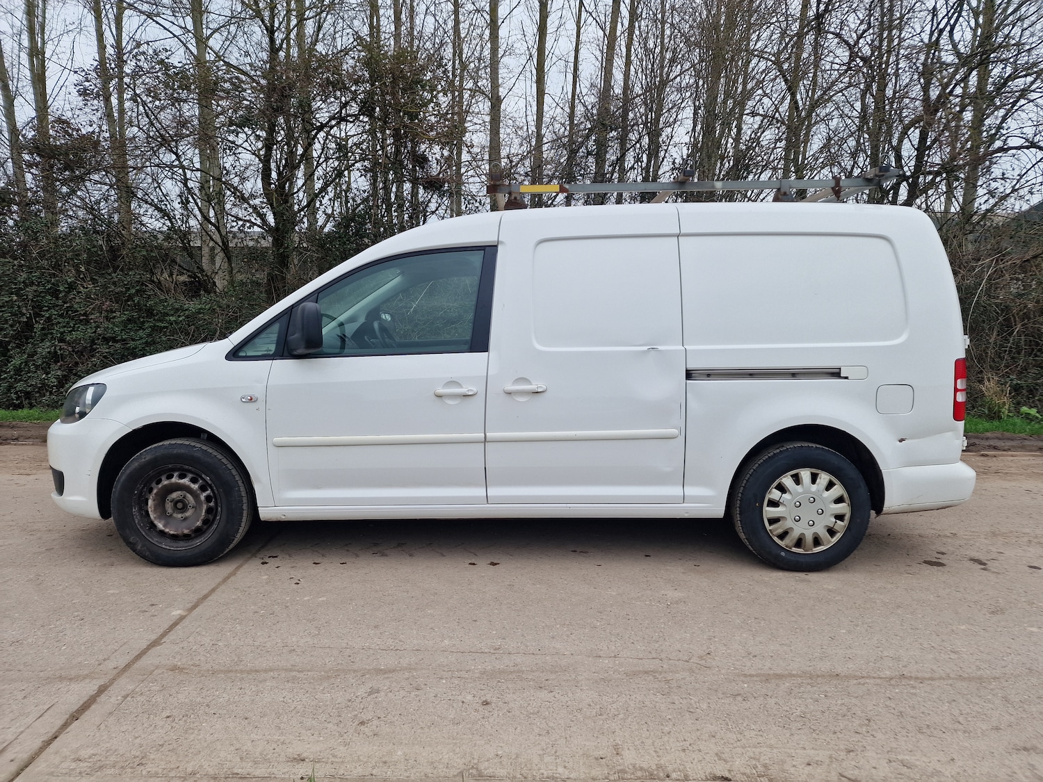 Used Volkswagen Caddy 2014 for sale - 77735637: Photo 9