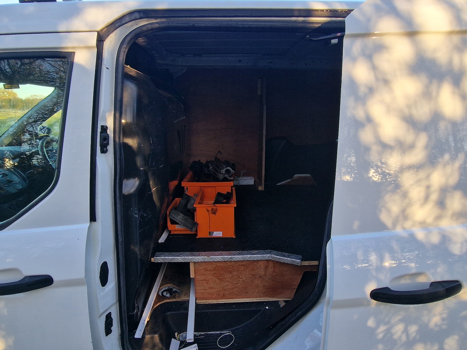 Used Ford Transit Connect 2017 for sale - 76808279: Photo 10