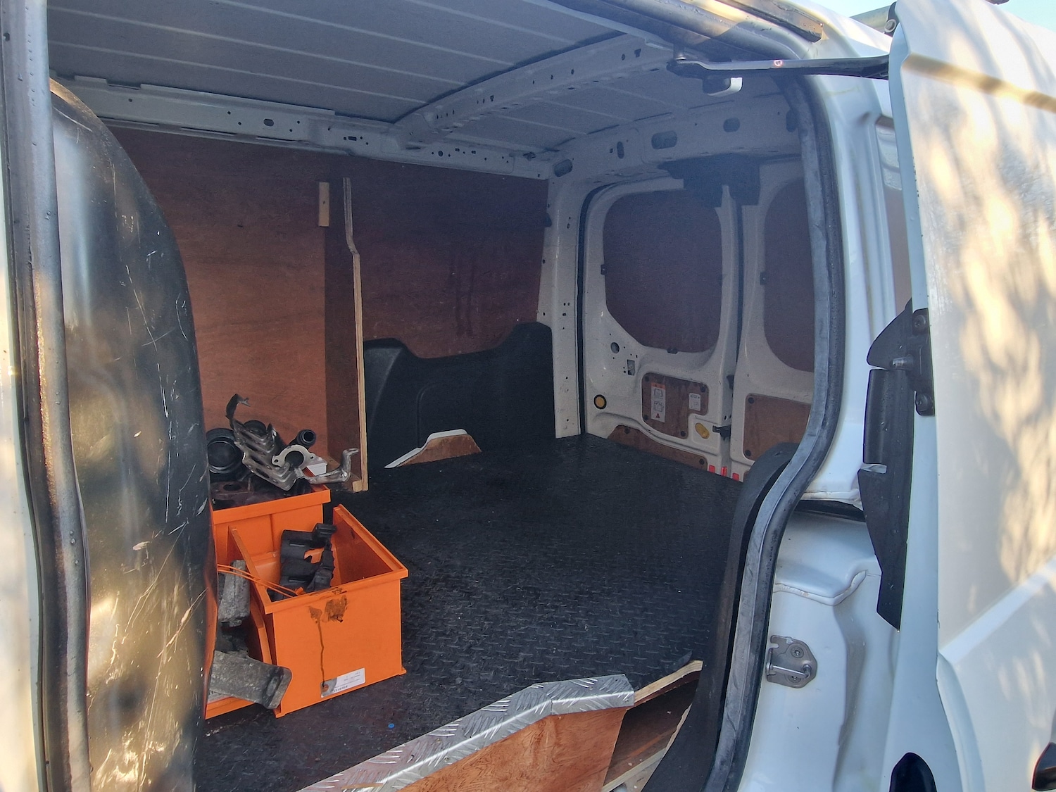 Used Ford Transit Connect 2017 for sale - 76808279: Photo 13