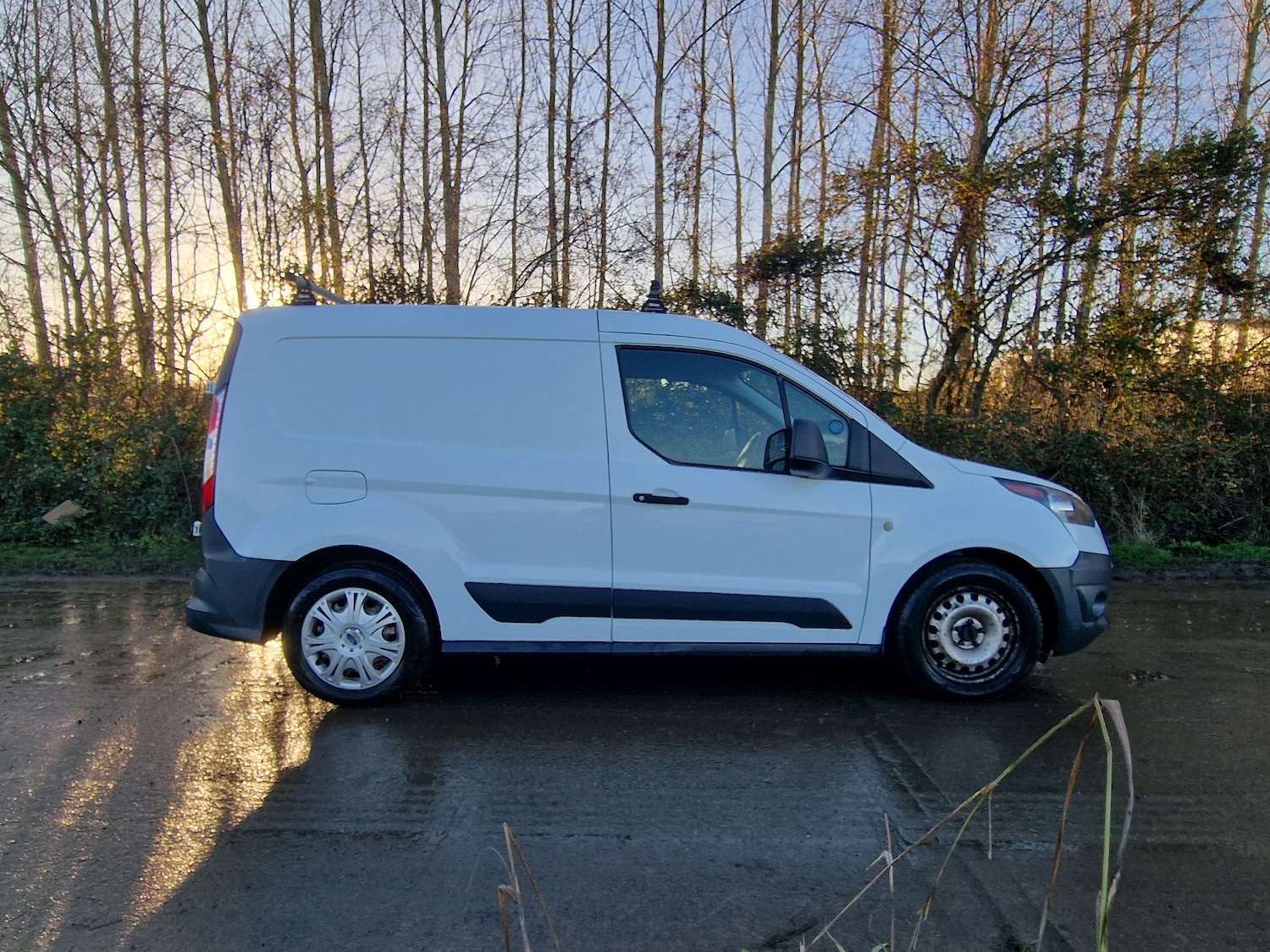 Used Ford Transit Connect 2017 for sale - 76808279: Photo 4