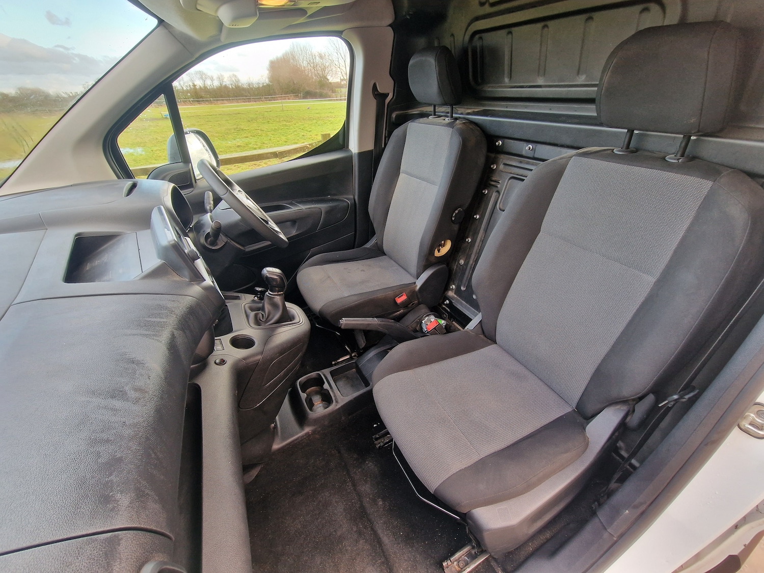 Used Ford Transit Connect 2019 for sale - 77261896: Photo 16