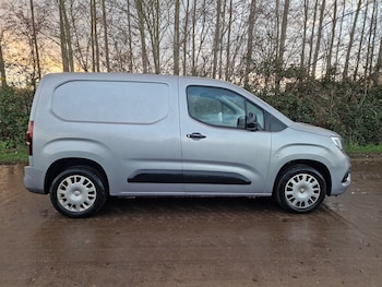 Used Vauxhall Combo 2019 for sale - 76919880: Photo