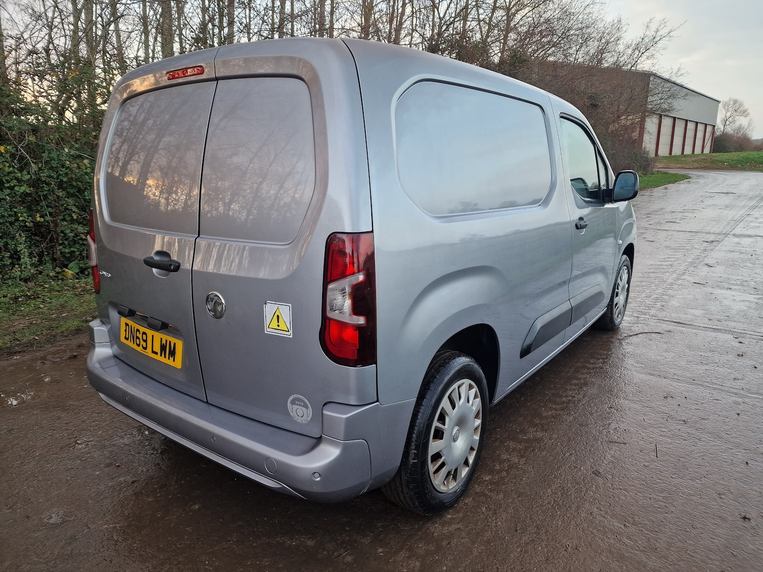 Used Vauxhall Combo 2019 for sale - 76919880: Photo 6