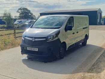 Used Vauxhall Vivaro 2018 for sale - 79275357: Photo