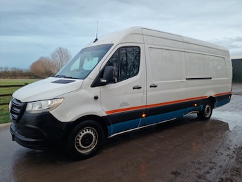 Used Mercedes-Benz Sprinter 2019 for sale - 77210323: Photo
