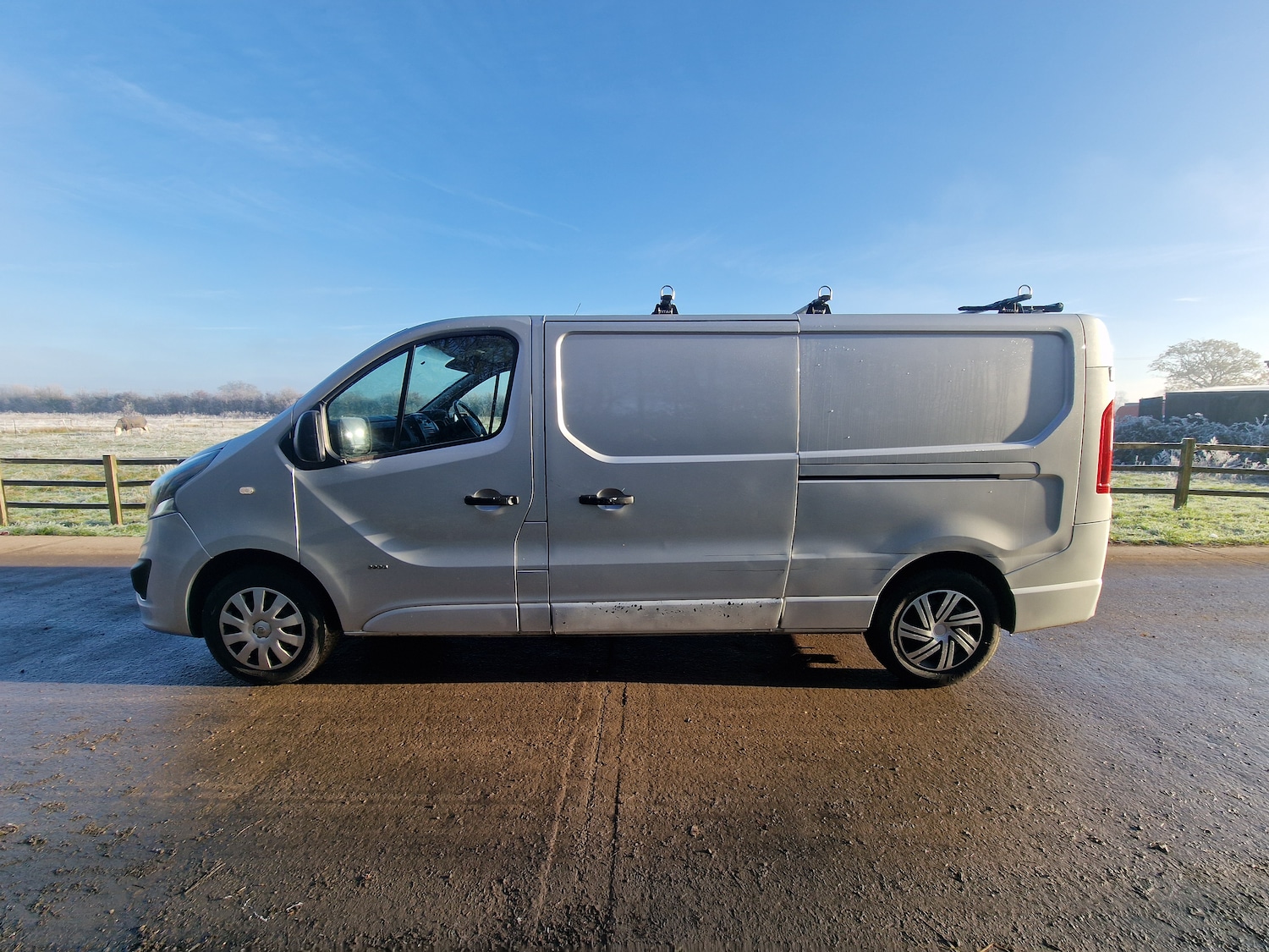 Used Vauxhall Vivaro 2015 for sale - 76719104: Photo 9