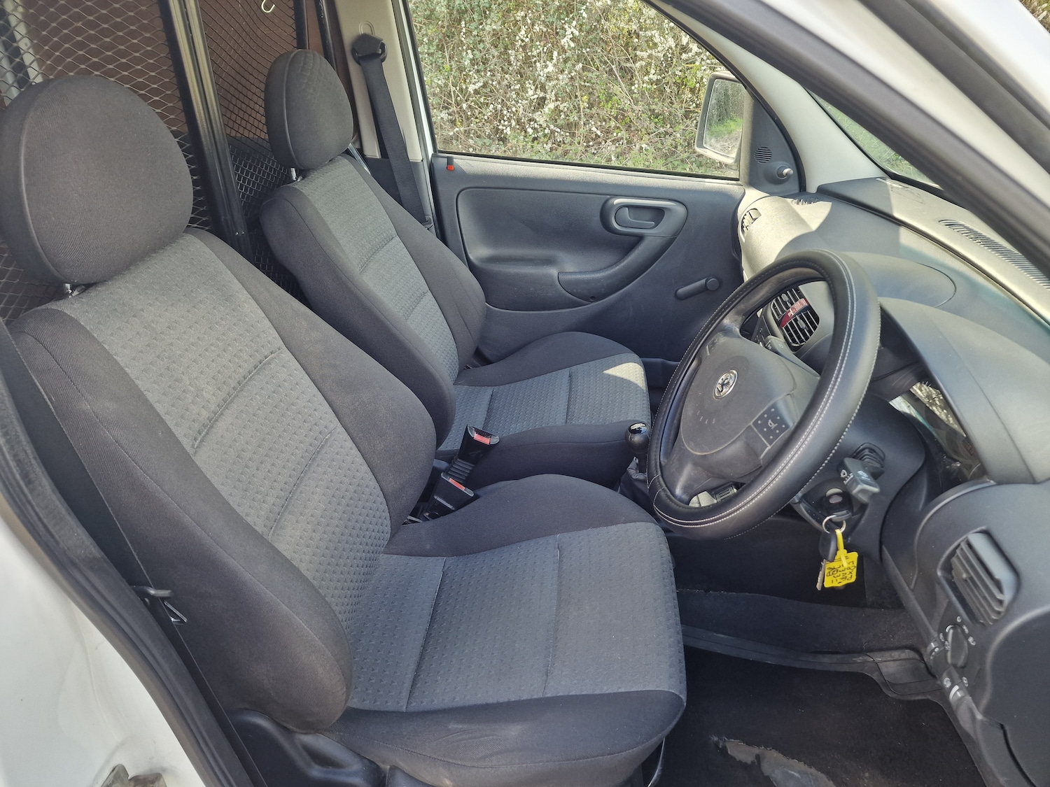 Used Vauxhall Combo 2011 for sale - 78077954: Photo 11