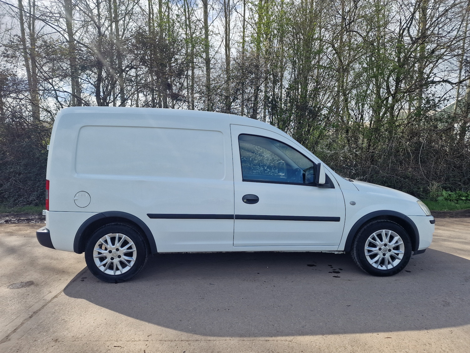 Used Vauxhall Combo 2011 for sale - 78077954: Photo 4