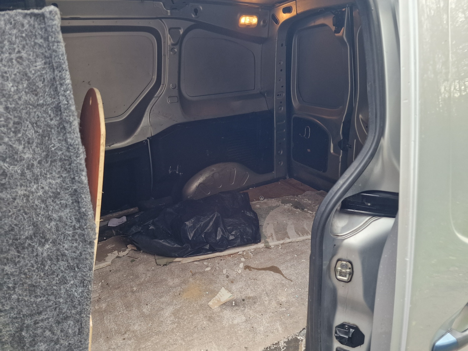 Used Citroen Berlingo 2015 for sale - 76470628: Photo 15