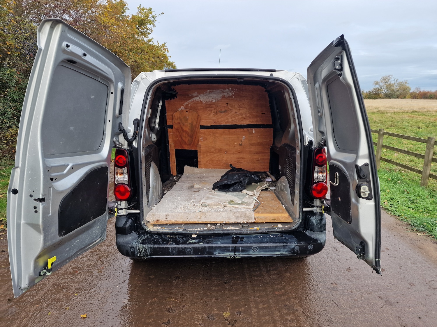 Used Citroen Berlingo 2015 for sale - 76470628: Photo 7