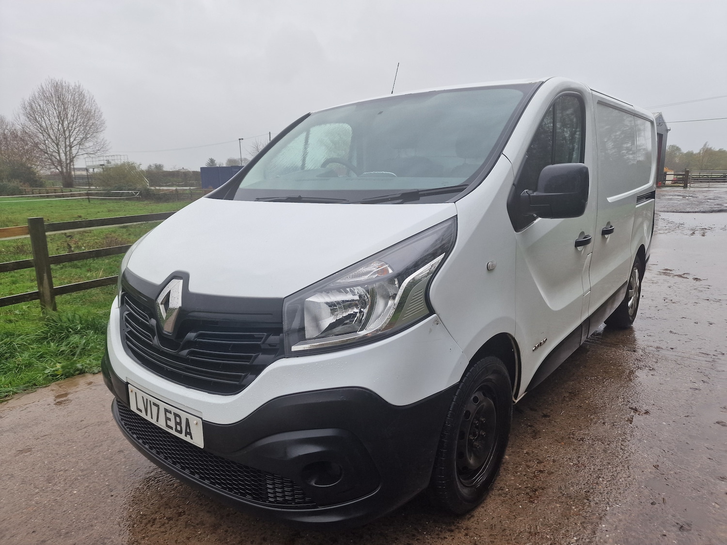 Used Renault Trafic 2017 for sale - 76611322: Photo 1