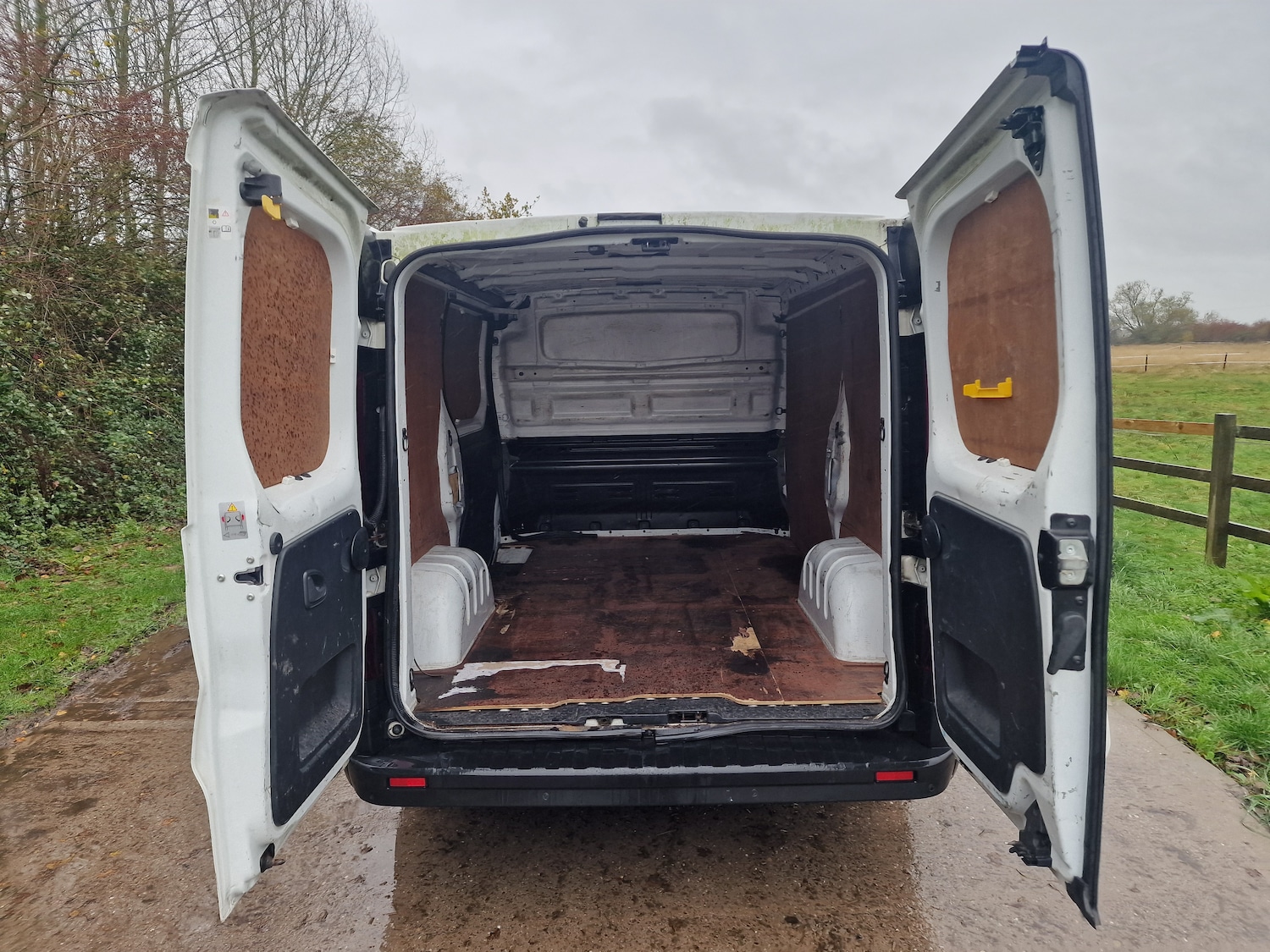 Used Renault Trafic 2017 for sale - 76611322: Photo 7