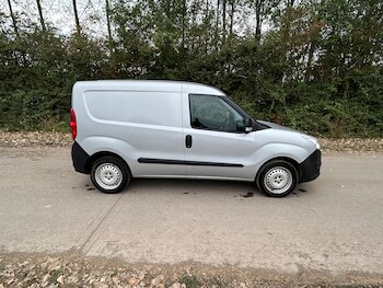 Used Vauxhall Combo 2018 for sale - 75555759: Photo