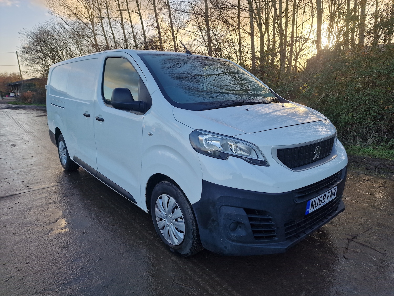 Used Peugeot Expert 2019 for sale - 76895297: Photo 1