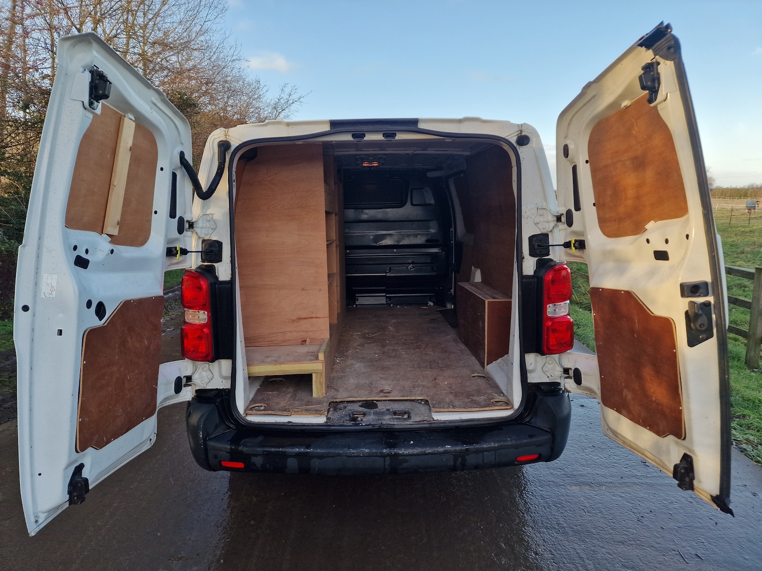 Used Peugeot Expert 2019 for sale - 76895297: Photo 7