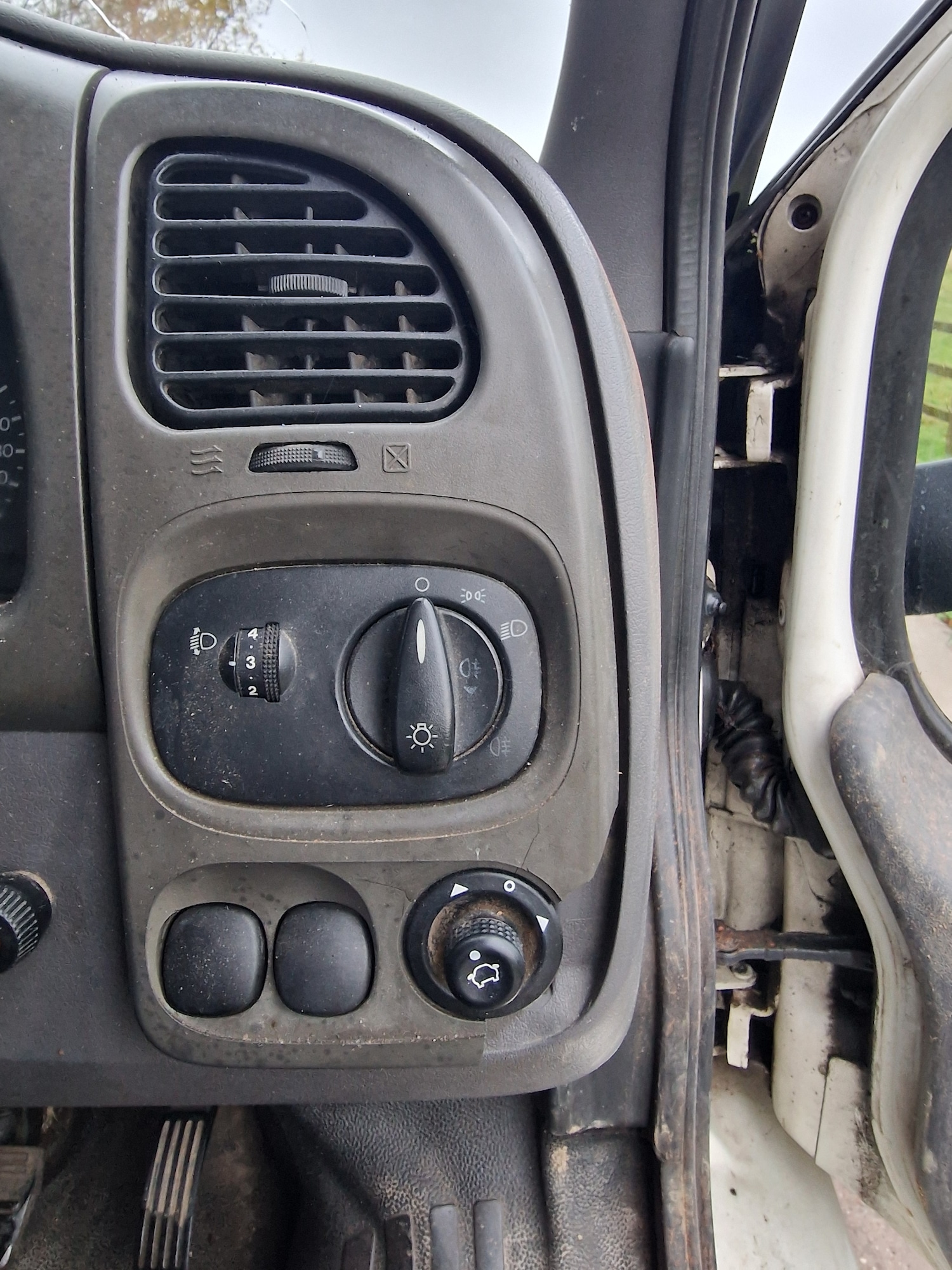 Used Ford Transit 2004 for sale - 76611324: Photo 16