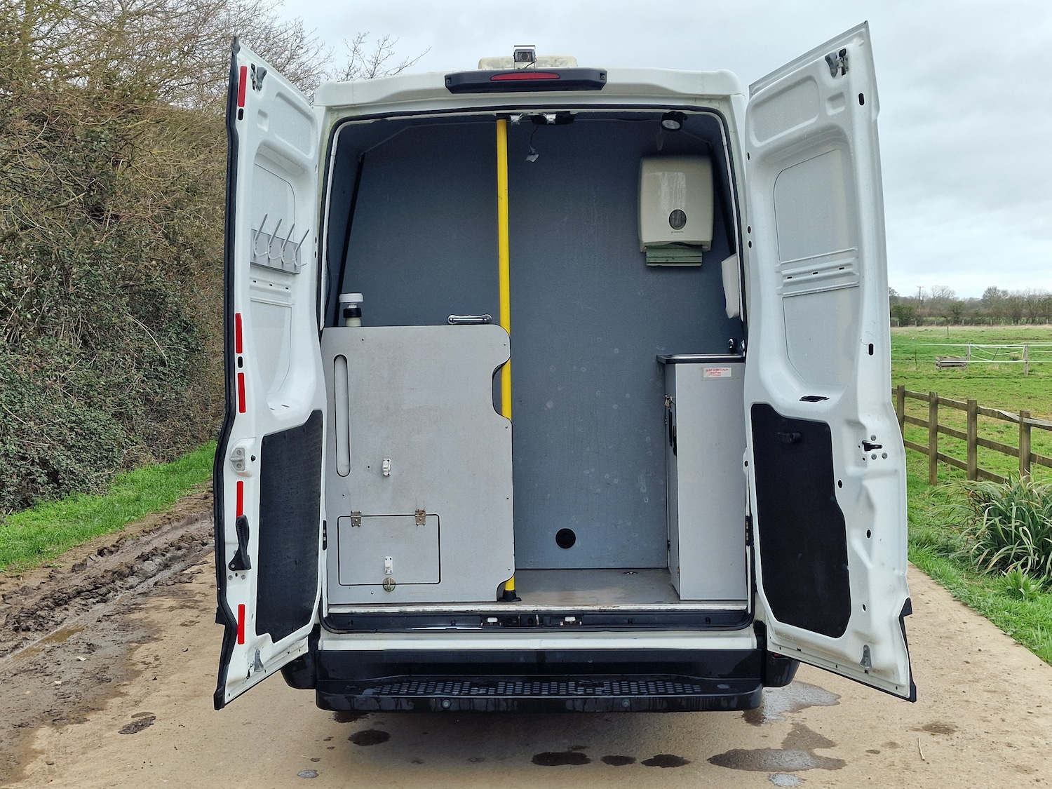 Used Iveco Daily 2015 for sale - 77846406: Photo 6