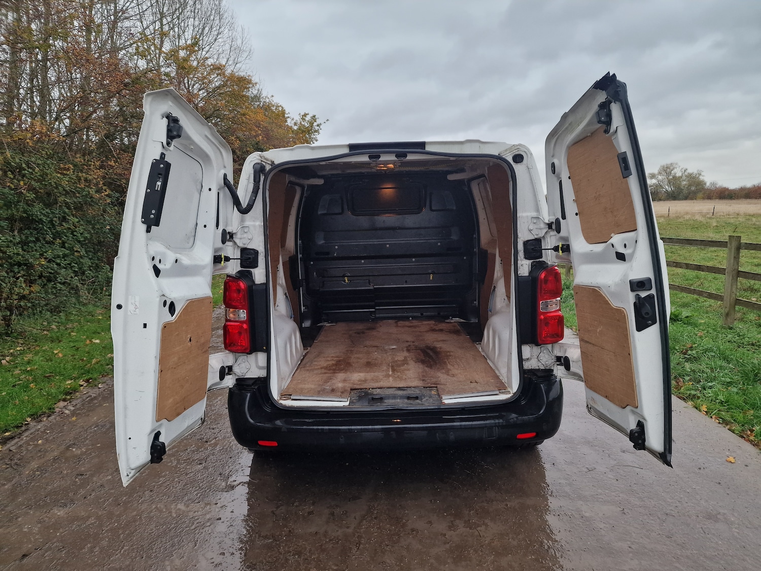 Used Citroen Dispatch 2017 for sale - 76470634: Photo 6