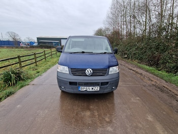 Used Volkswagen Transporter 2006 for sale - 77210322: Photo