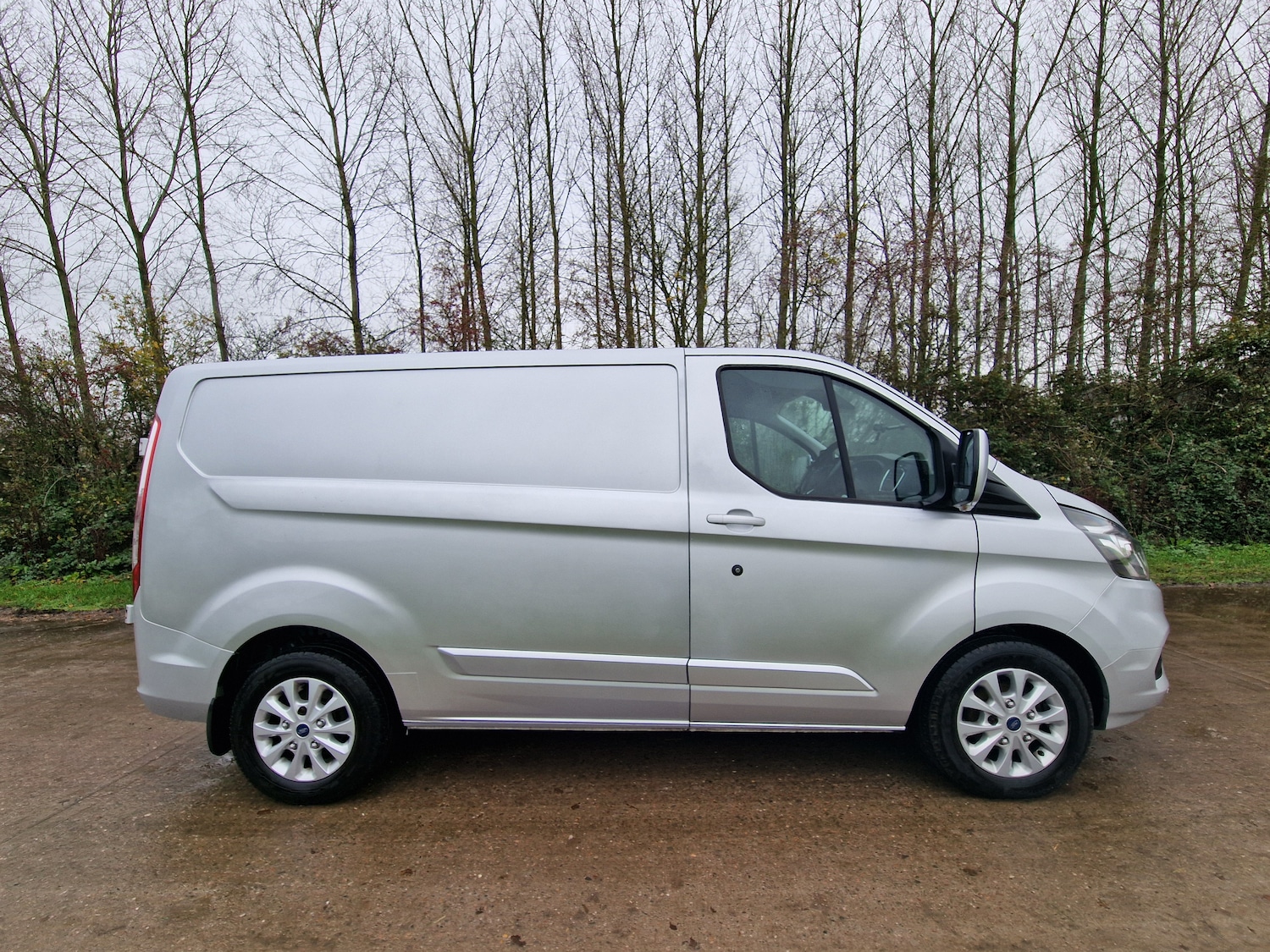 Used Ford Transit Custom 2018 for sale - 76611325: Photo 4