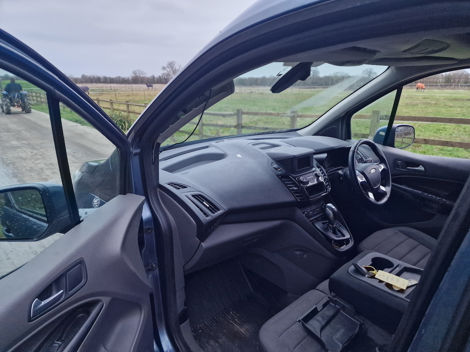 Used Ford Transit Connect 2019 for sale - 77039183: Photo 11