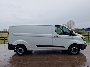 Used Ford Transit Custom 2017 for sale - 77172935: Photo