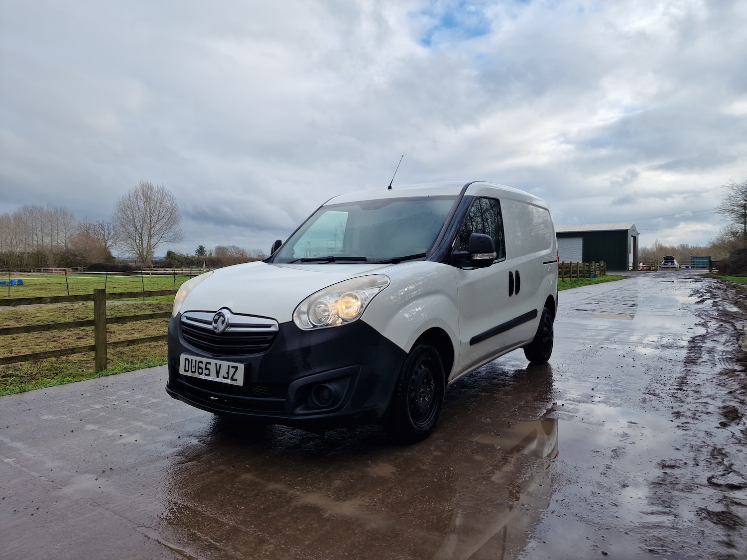 Used Vauxhall Combo 2015 for sale - 77289361: Photo 3