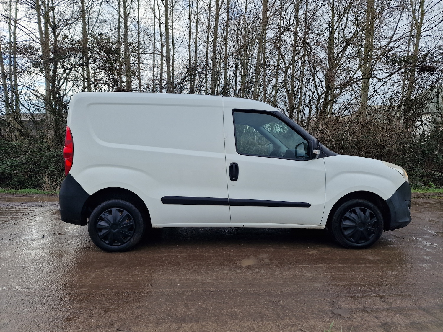 Used Vauxhall Combo 2015 for sale - 77289361: Photo 4