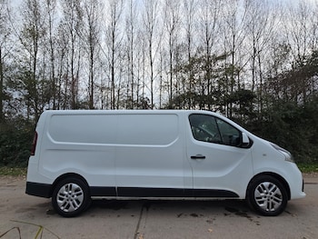 Used Renault Trafic 2017 for sale - 76212151: Photo