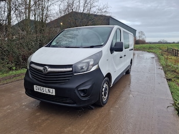Used Vauxhall Vivaro 2015 for sale - 77210324: Photo
