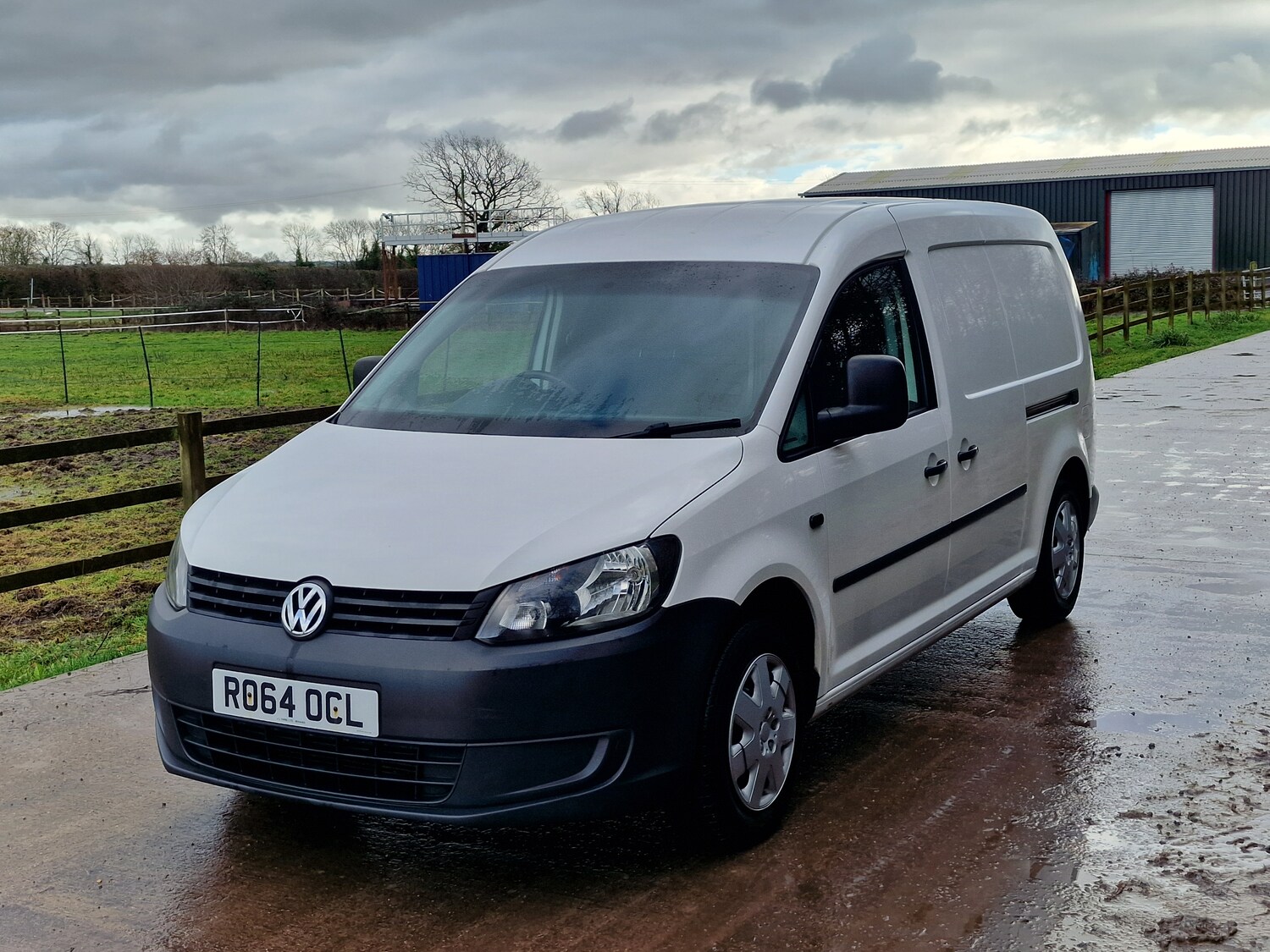 Used Volkswagen Caddy Maxi 2014 for sale - 77529473: Photo 3