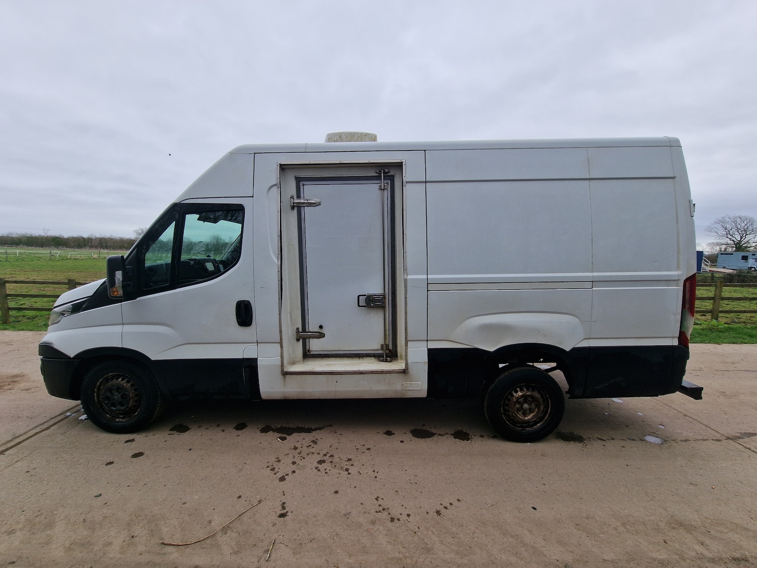 Used Iveco Daily 2016 for sale - 77845435: Photo 9