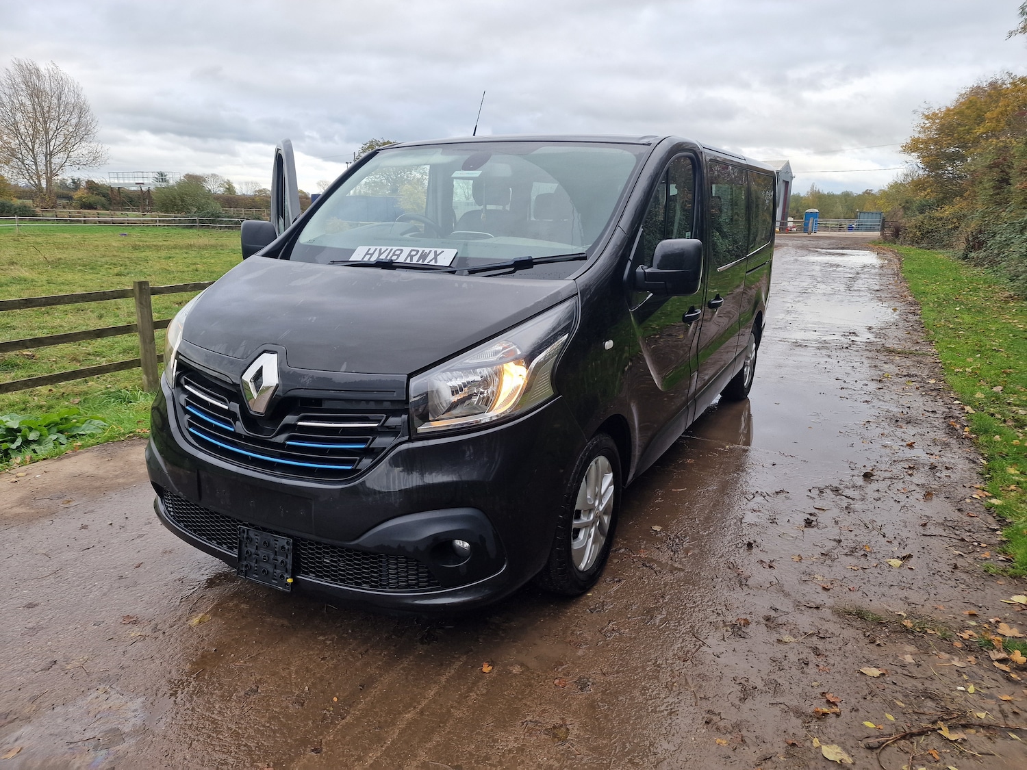 Used Renault Trafic 2018 for sale - 76455608: Photo 3