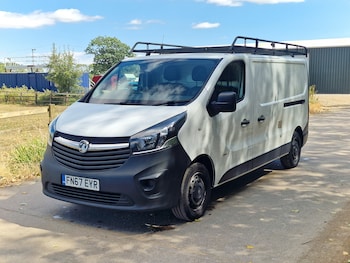 Used Vauxhall Vivaro 2017 for sale - 79335778: Photo