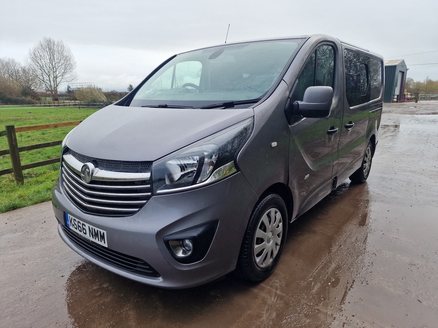 Used Vauxhall Vivaro 2017 for sale - 77529478: Photo 3