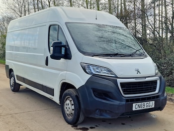 Peugeot Boxer feature image